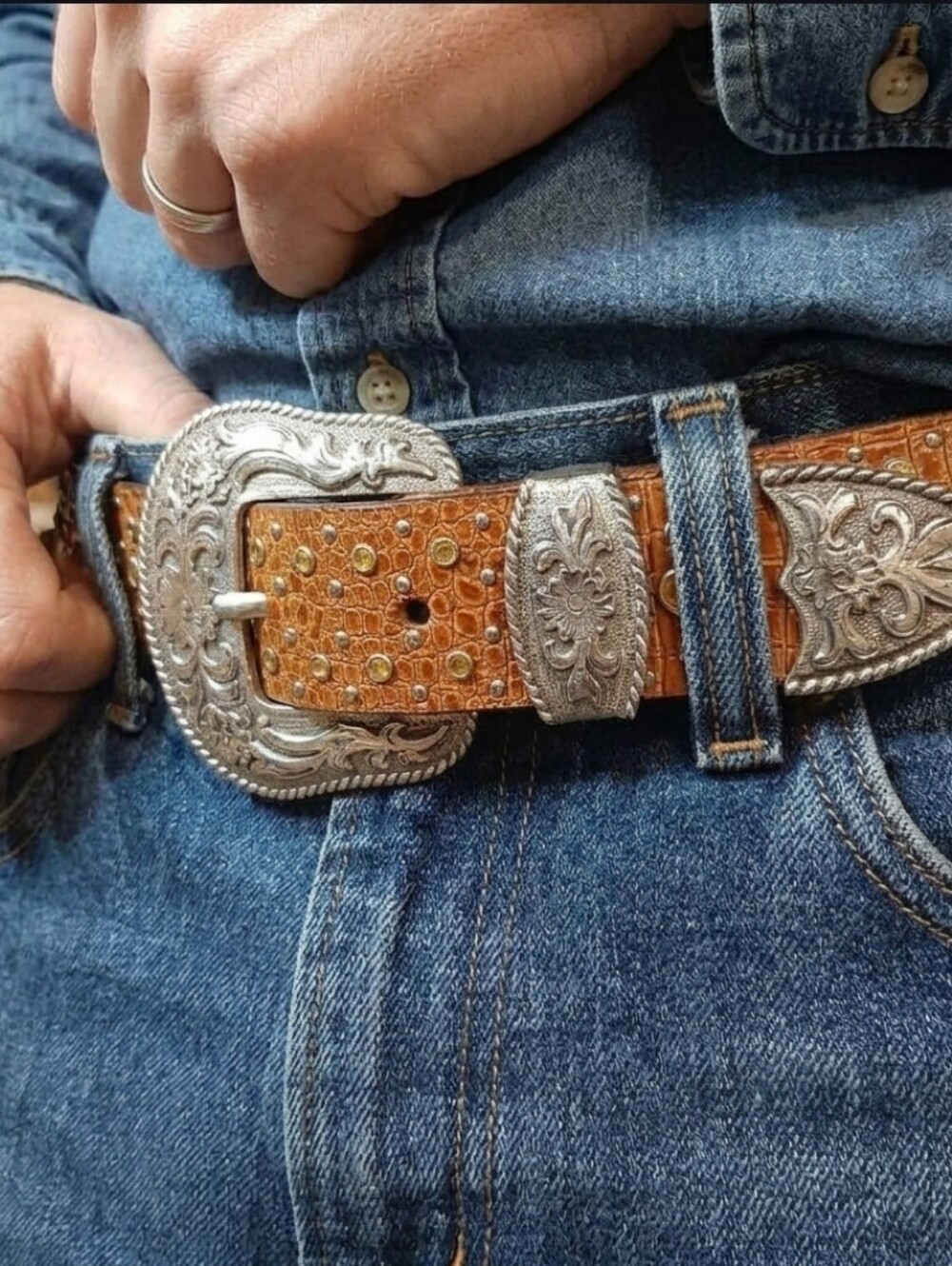 🛍Ariat Women's Brown Croc Embossed Leather Western Belt Yellow Rhinestones